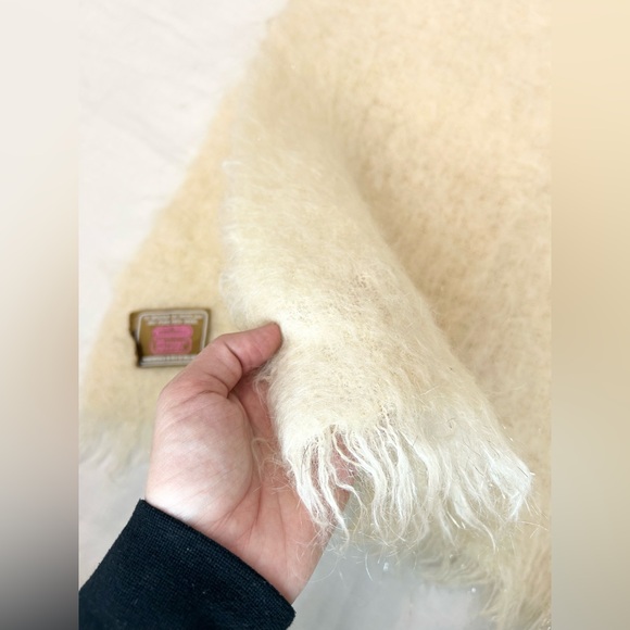 Donegal Design Mohair Wool Scarf Wrap Made in Ireland - Picture 6 of 13